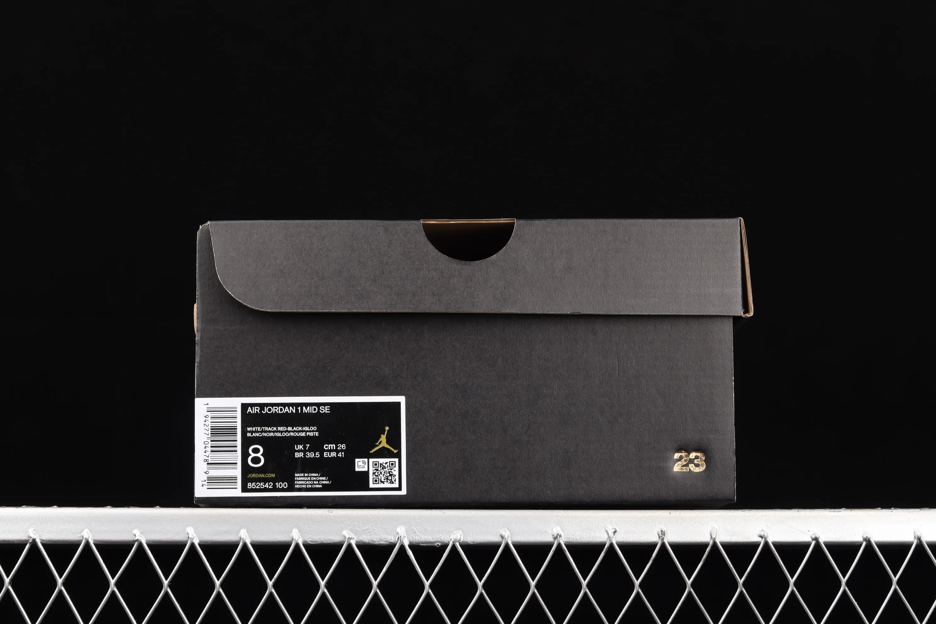 All categories Air Jordan Jordan series basketball shoes Air Jordan 1 Mid Special offer Air Jordan 1 Mid AJ1 Joe 1 black and white black tea Zhongbang basketball shoes 852542-100
